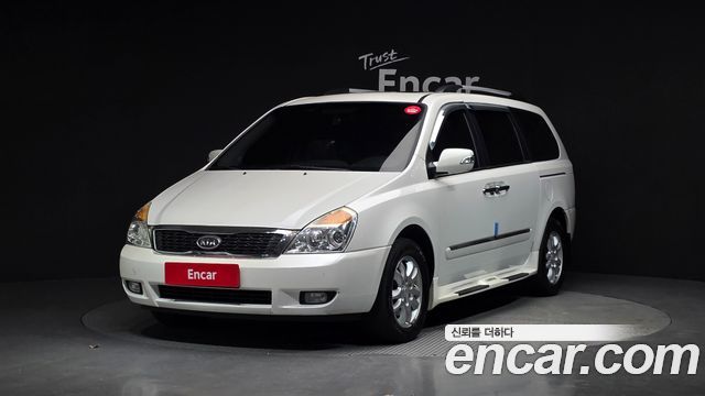 Kia Canival 2012