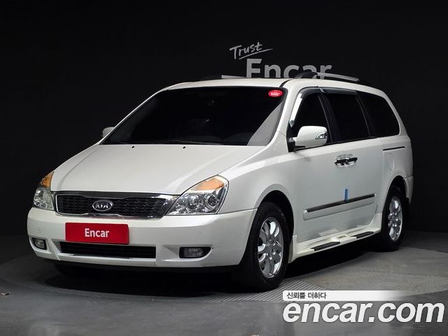 Kia Canival 2012