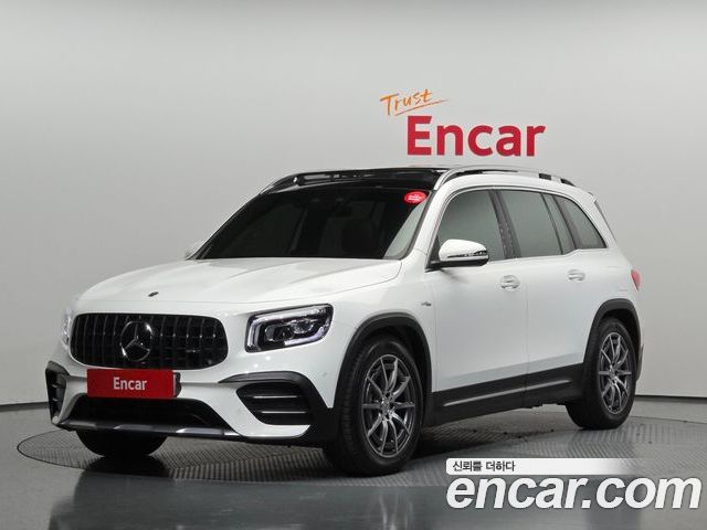 Mercedes-Benz GLB-Class 2021