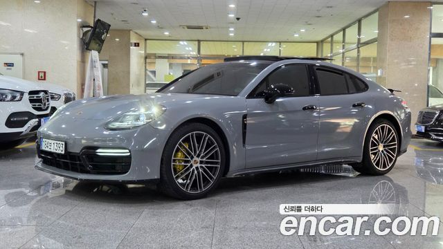 Porsche Panamera 2018
