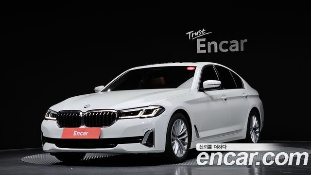 BMW 5-Series 2022