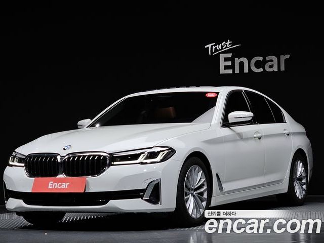 BMW 5-Series 2022