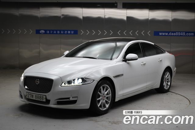 Jaguar XJ 2016