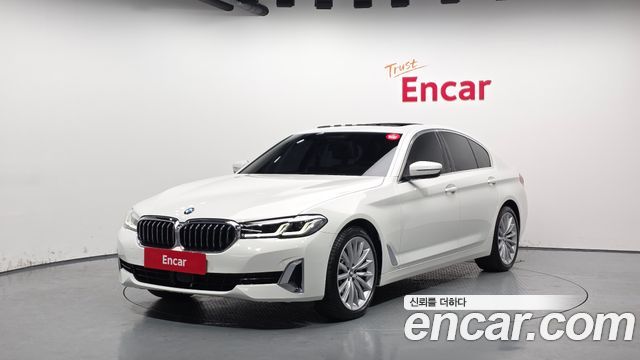 BMW 5-Series 2022