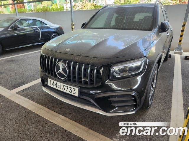 Mercedes-Benz GLB-Class 2025