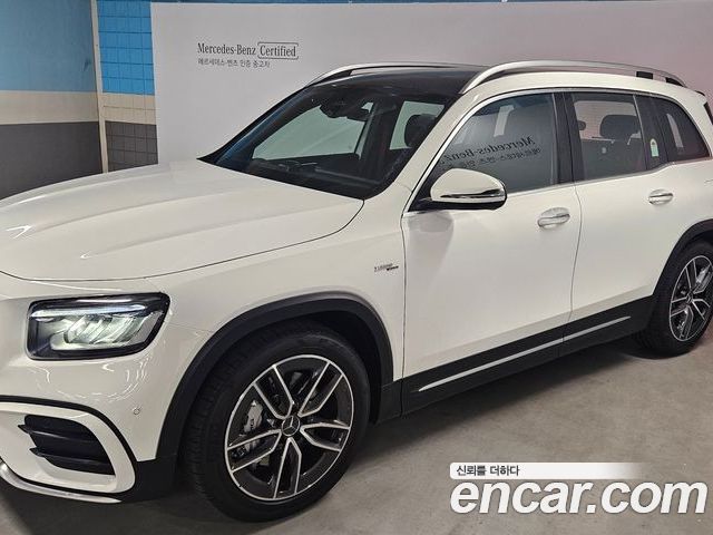 Mercedes-Benz GLB-Class 2025