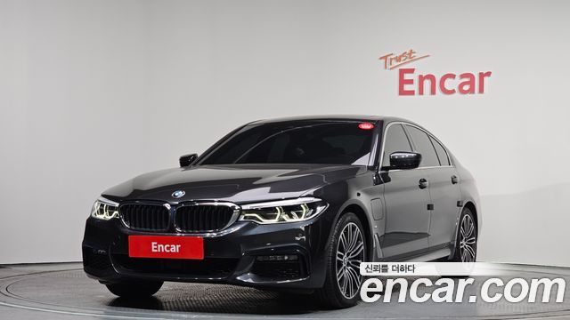 BMW 5-Series 2020
