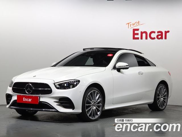 Mercedes-Benz E-Class 2022