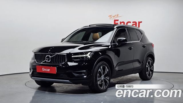 Volvo XC40 2021