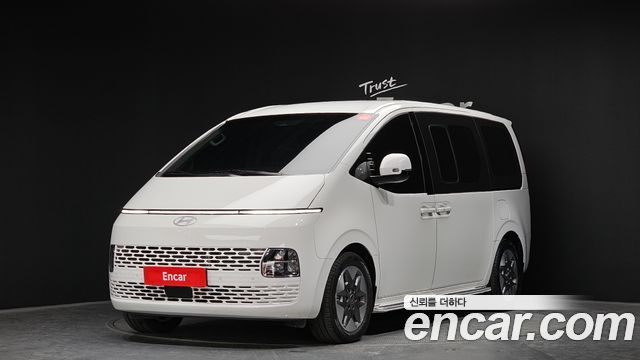 Hyundai Staria 2025