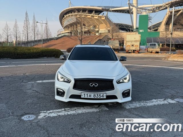 Infiniti Q50 2015