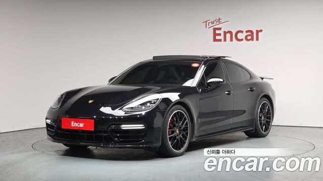 Porsche Panamera 2020