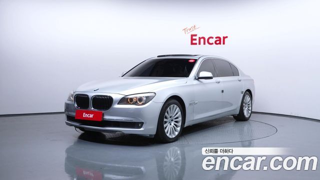 BMW 7-Series 2010