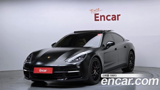 Porsche Panamera 2018