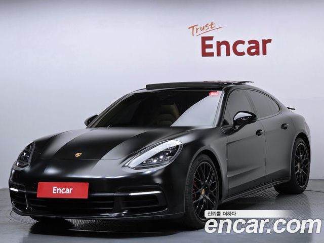 Porsche Panamera 2018