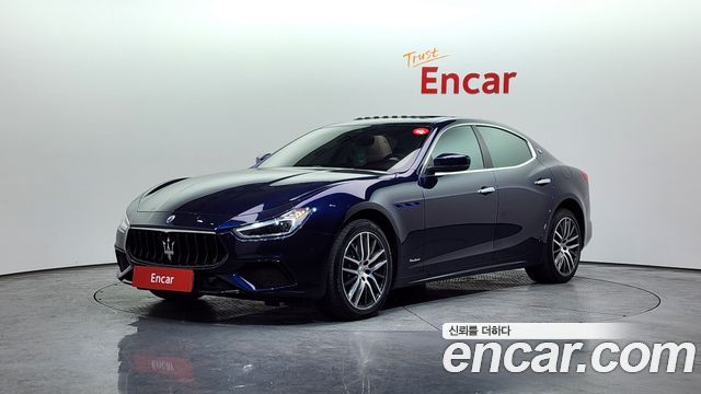 Maserati Ghibli 2021
