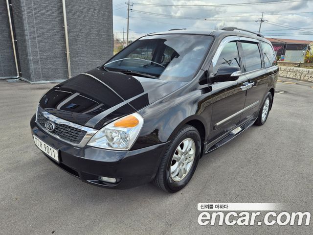 Kia Canival 2011