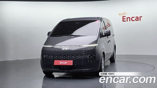 Hyundai Staria 2025
