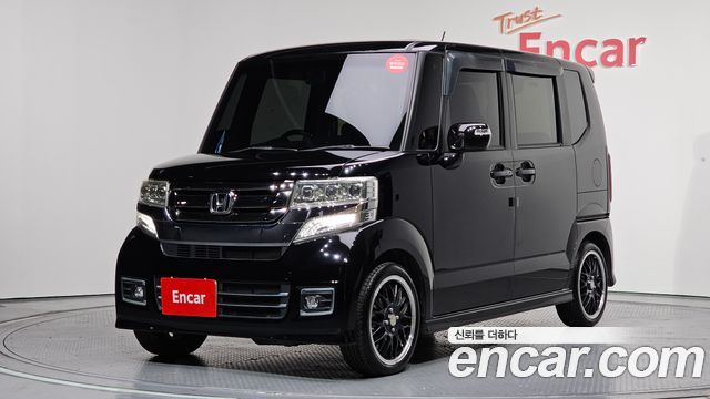 Honda N-BOX 2017