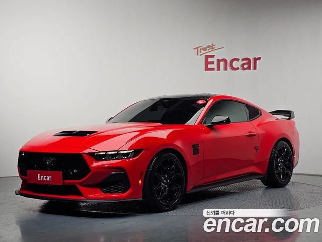 Ford Mustang 2024