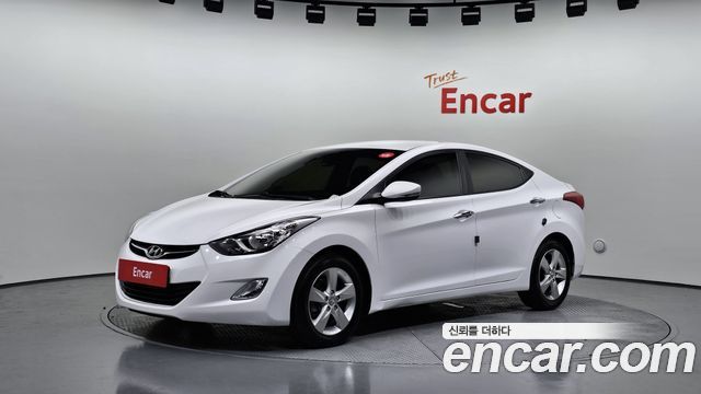 Hyundai AVANTE 2013