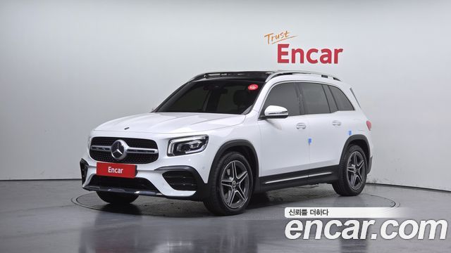 Mercedes-Benz GLB-Class 2021