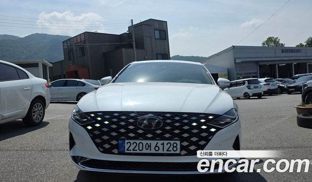 Hyundai Grandeur 2022
