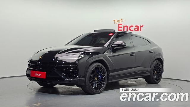 Lamborghini Urus 2025
