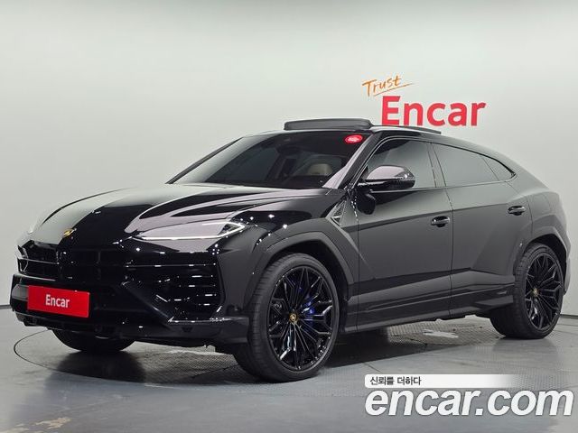 Lamborghini Urus 2025