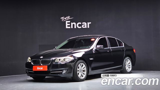 BMW 5-Series 2011