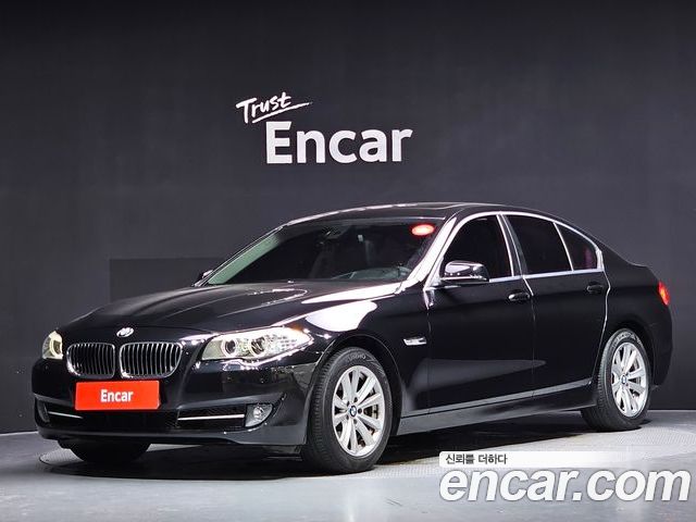 BMW 5-Series 2011