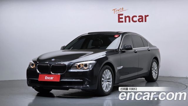BMW 7-Series 2011