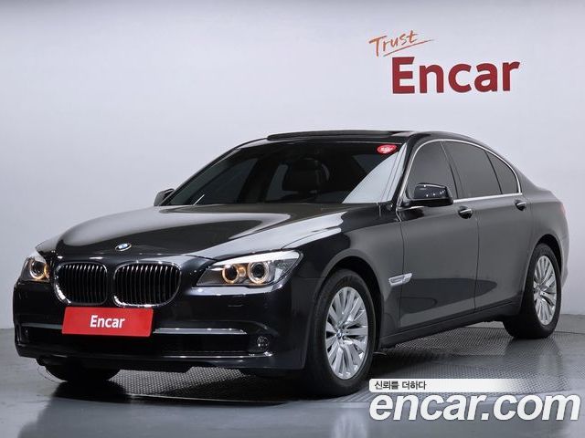 BMW 7-Series 2011