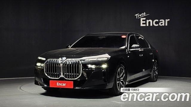 BMW 7-Series 2024
