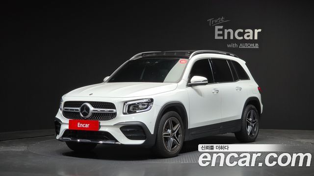 Mercedes-Benz GLB-Class 2023