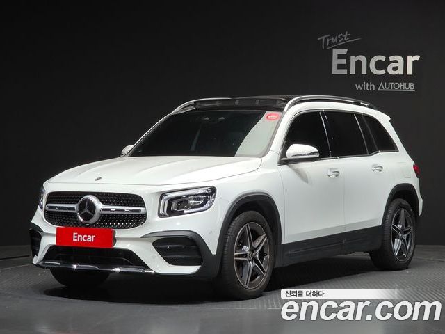 Mercedes-Benz GLB-Class 2023