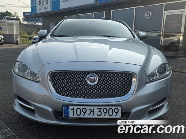 Jaguar XJ 2014