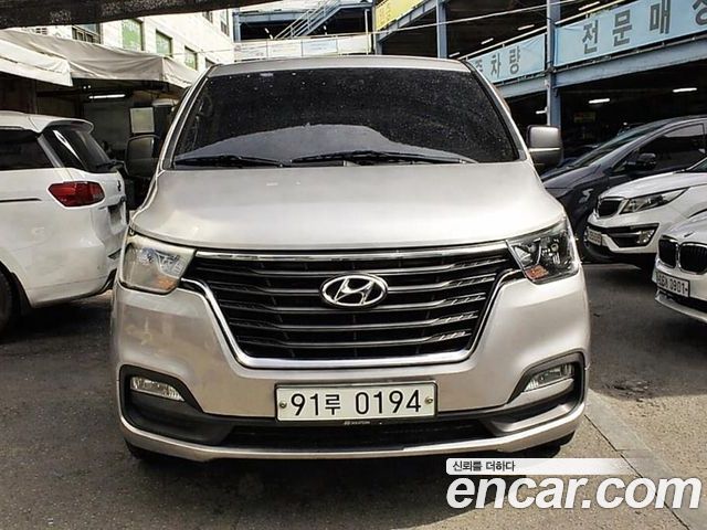 Hyundai Starex 2018