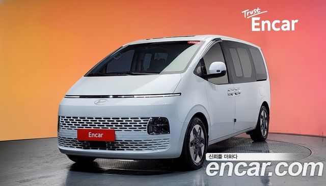 Hyundai Staria 2025
