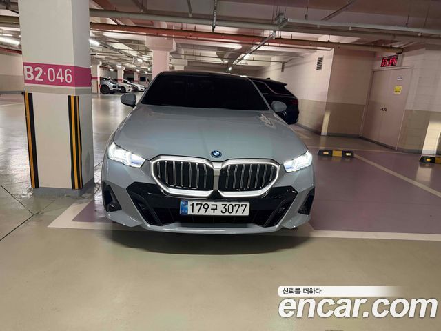BMW 5-Series 2025