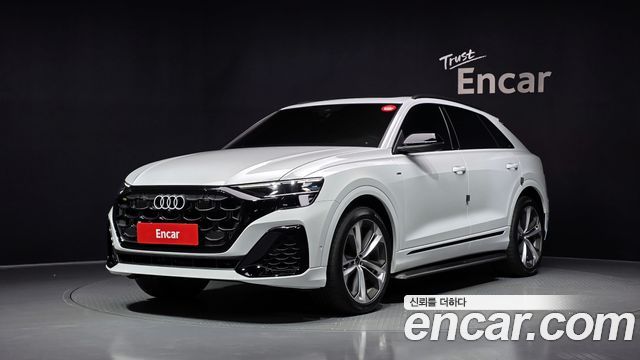 Audi Q8 2025