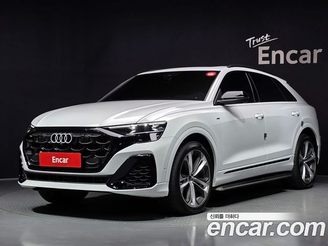 Audi Q8 2025