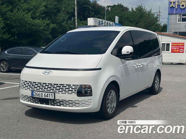 Hyundai Staria 2025