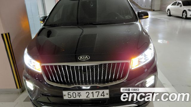 Kia Canival 2019