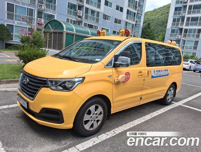 Hyundai Starex 2018