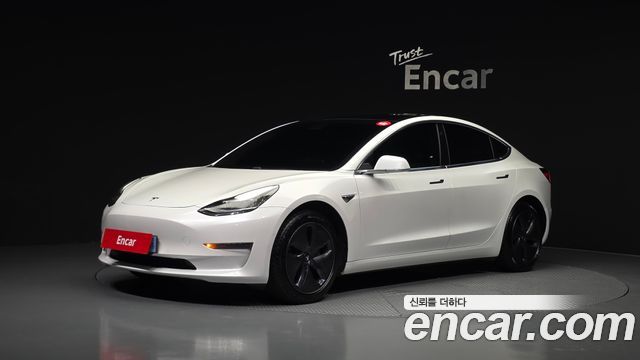 Tesla Model 3 2020