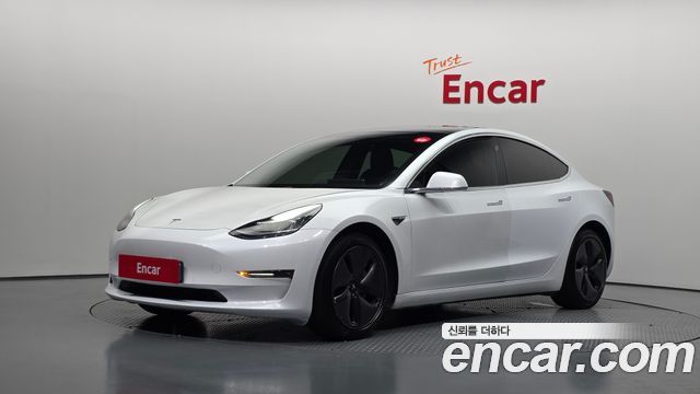 Tesla Model 3 2020