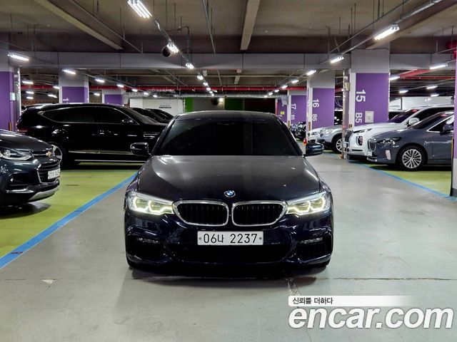 BMW 5-Series 2019
