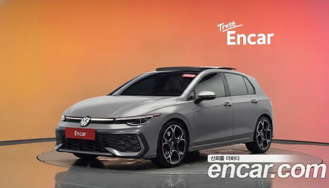 Volkswagen Golf 2025