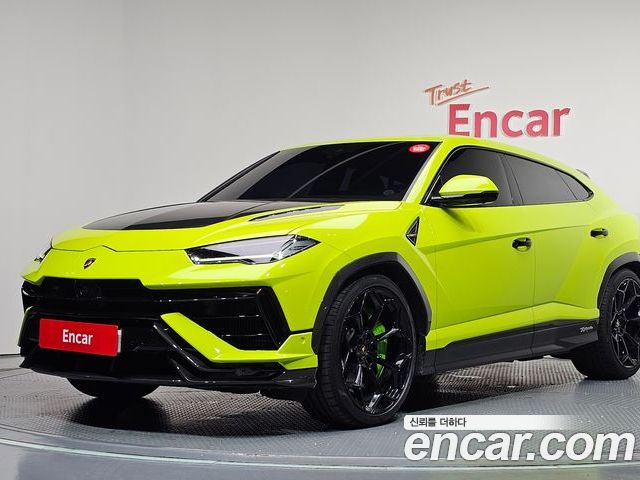 Lamborghini Urus 2024